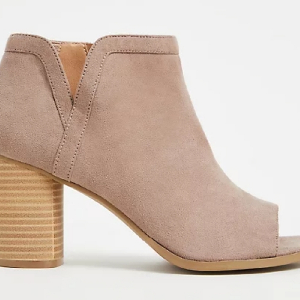 Torrid TAUPE FAUX SUEDE V-CUT ANKLE SHOOTIE (WW)